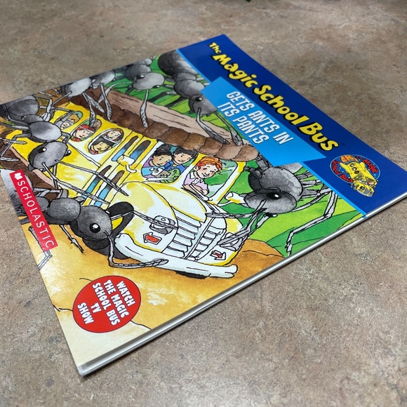 New "The Magic School Bus Gets Ants in the Pants" Paperback Book - Picture 3 of 6